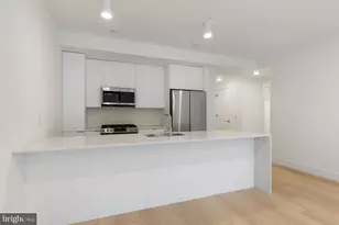 2007 Cambridge St, Philadelphia, PA 19130 - Photo 4