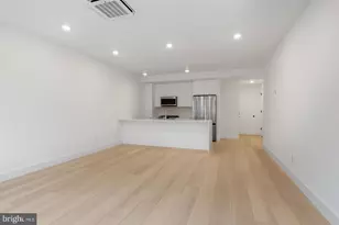 2007 Cambridge St, Philadelphia, PA 19130 - Photo 6