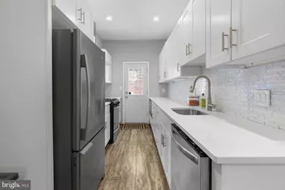 2208 S 5th Street, Philadelphia, PA 19148 - Photo 8