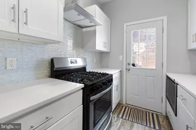 2208 S 5th Street, Philadelphia, PA 19148 - Photo 10