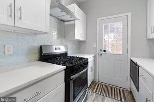 2208 S 5th St, Philadelphia, PA 19148 - Photo 10