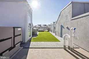 739 Bainbridge St, Philadelphia, PA 19147 - Photo 38