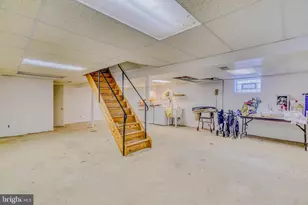 1137 Layton Rd, Philadelphia, PA 19115 - Photo 40