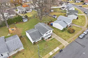 8912 Turton Dr, Philadelphia, PA 19115 - Photo 30