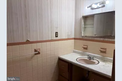 4816 Aubrey Avenue, Philadelphia, PA 19114 - Photo 22