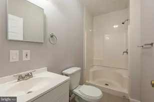 2501 Carpenter St, Philadelphia, PA 19146 - Photo 22