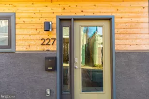 227 Grape St, Philadelphia, PA 19128 - Photo 64