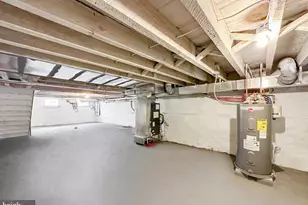 2028 W Westmoreland St, Philadelphia, PA 19140 - Photo 10