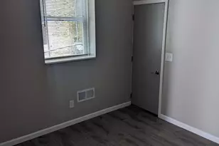 1405 W Pacific St, Philadelphia, PA 19140 - Photo 46