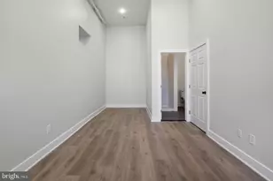 223 S 45th St, Philadelphia, PA 19104 - Photo 6