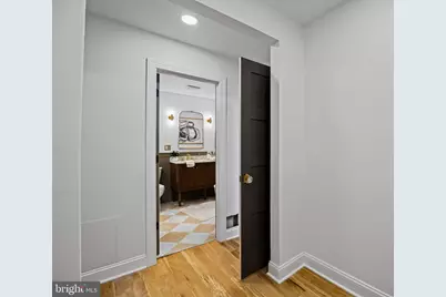 242 Locust Street, Philadelphia, PA 19106 - Photo 36