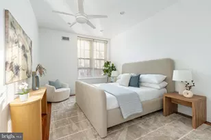 1023 Clinton St, Philadelphia, PA 19107 - Photo 16