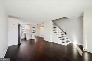 217 Overlook Rd, Philadelphia, PA 19128 - Photo 2