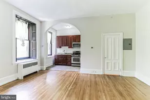 2008 Spruce St, Philadelphia, PA 19103 - Photo 8