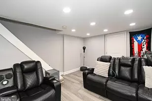 7027 Charles St, Philadelphia, PA 19135 - Photo 34