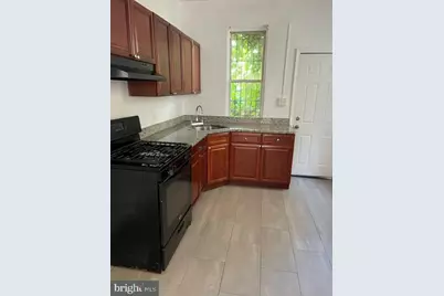 2537 N Garnet Street, Philadelphia, PA 19132 - Photo 4