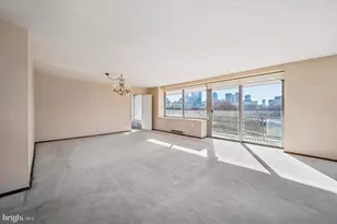 2401 Pennsylvania Ave, Philadelphia, PA 19130 - Photo 8