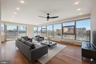 2401 Pennsylvania Ave, Philadelphia, PA 19130 - Photo 6