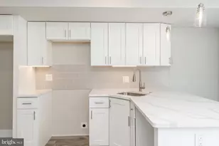 2339 N 10th St, Philadelphia, PA 19133 - Photo 4