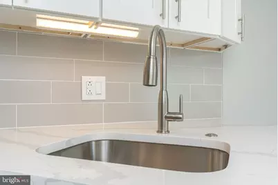 2339 N 10th Street #2, Philadelphia, PA 19133 - Photo 8