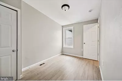 1703 N Lambert Street, Philadelphia, PA 19121 - Photo 10