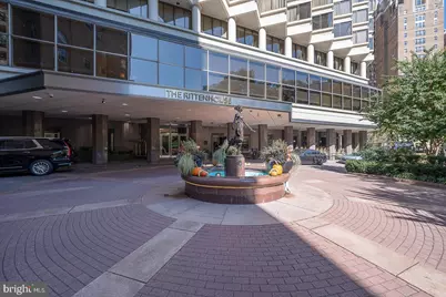 202 W Rittenhouse Square #1205, Philadelphia, PA 19103 - Photo 2