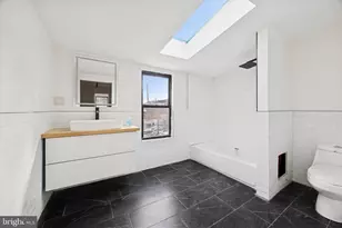 1253 S 32nd St, Philadelphia, PA 19146 - Photo 14