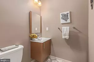 1935 W George St, Philadelphia, PA 19130 - Photo 18