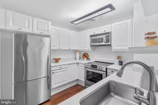 1500 Chestnut St, Philadelphia, PA 19102 - Photo 8