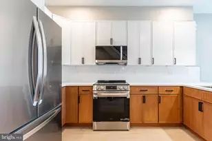 2048 N 3rd St, Philadelphia, PA 19122 - Photo 1