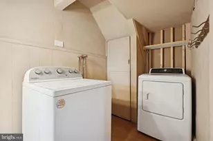 238 Kalos St, Philadelphia, PA 19128 - Photo 10