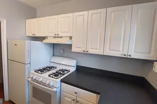 735 Melon Pl, Philadelphia, PA 19123 - Photo 4