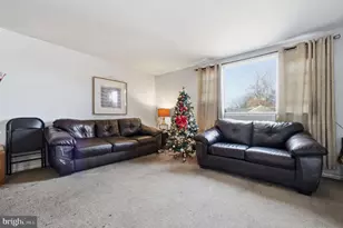 8010 Baldwin St, Philadelphia, PA 19150 - Photo 10