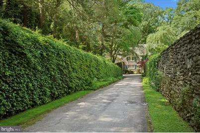 7004 Wissahickon Avenue, Philadelphia, PA 19119 - Photo 2