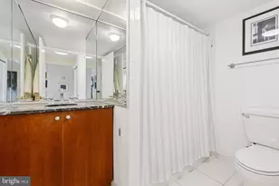 604 S Washington Square, Philadelphia, PA 19106 - Photo 8