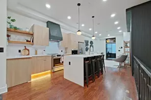 1613 N 33rd St, Philadelphia, PA 19121 - Photo 2