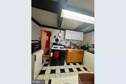 921 W Silver Street, Philadelphia, PA 19133 - Photo 8