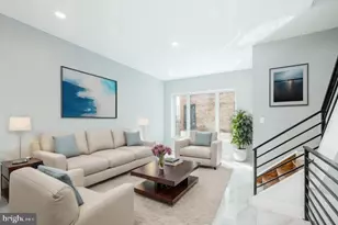 2209 Dreer St, Philadelphia, PA 19125 - Photo 2