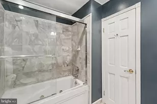 500 Pine St, Philadelphia, PA 19106 - Photo 18