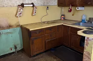 2529 S Alden St, Philadelphia, PA 19143 - Photo 6