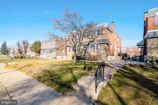 2923 Teesdale St, Philadelphia, PA 19152 - Photo 4