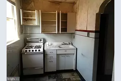 2910 S Smedley Street, Philadelphia, PA 19145 - Photo 4
