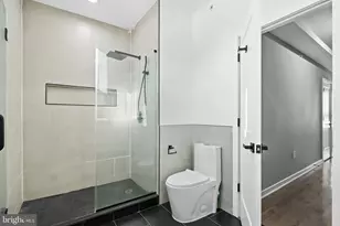 516 Pierce St, Philadelphia, PA 19148 - Photo 22