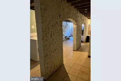 1913 W Diamond Street, Philadelphia, PA 19121 - Photo 14