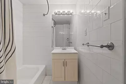 1828-00 Green Street #1R, Philadelphia, PA 19130 - Photo 18