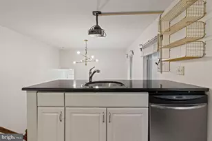 1828 Green St, Philadelphia, PA 19130 - Photo 22