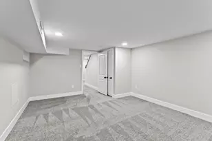 1468 N Hirst St, Philadelphia, PA 19151 - Photo 22