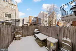 1517 Latona St, Philadelphia, PA 19146 - Photo 8