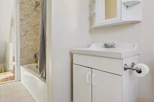 412 Lemonte St, Philadelphia, PA 19128 - Photo 30