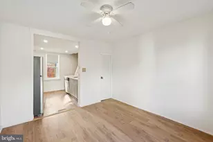 704 Latona St, Philadelphia, PA 19147 - Photo 2